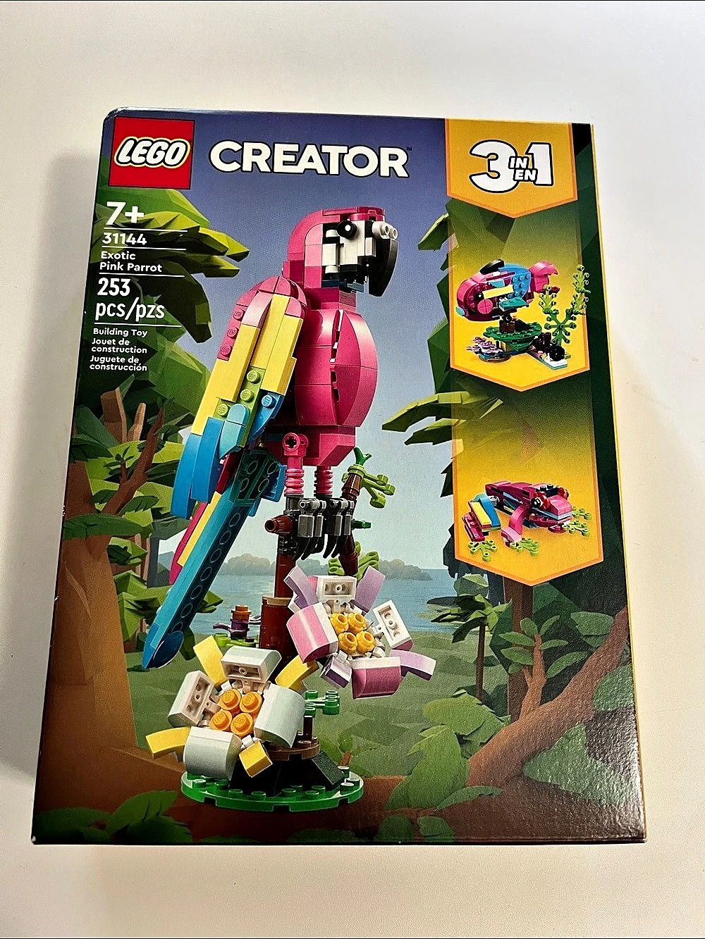 LEGO Creator 3-in-1 Exotic Pink Parrot Building Set 31144 Pink & Green New seale